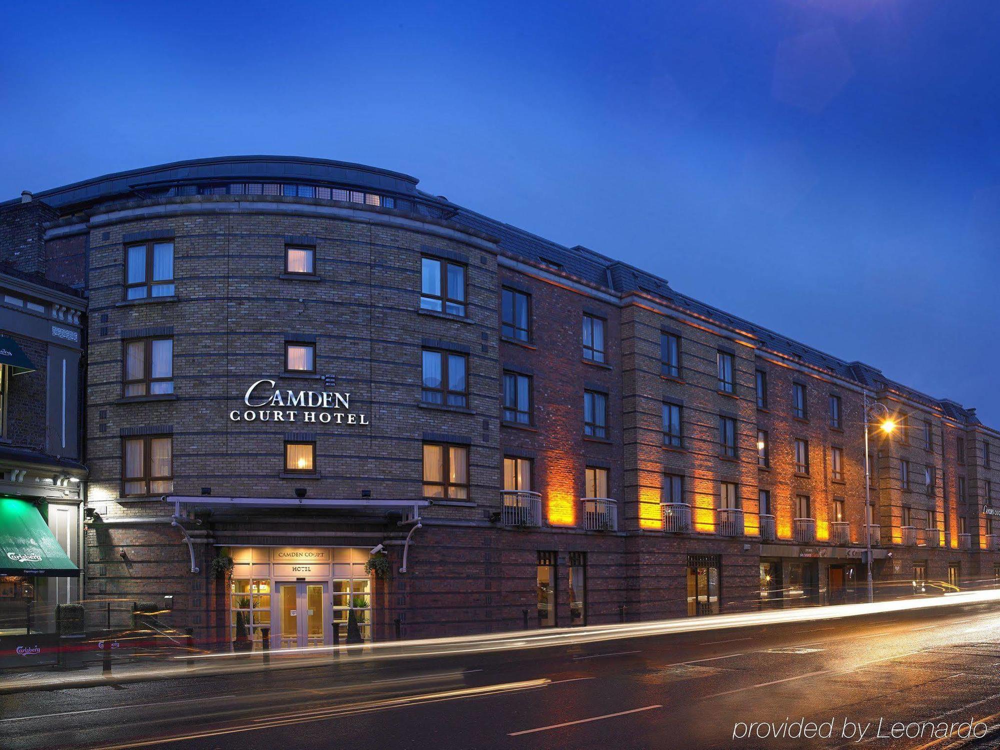 Camden Court Hotel Dublin Exterior photo